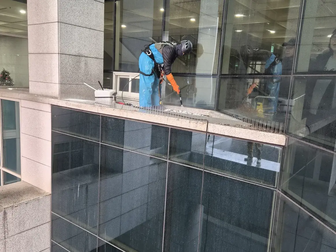 중구 교동 건물 복도·대기 동선 야간 위생청소 사례 - 행진크린