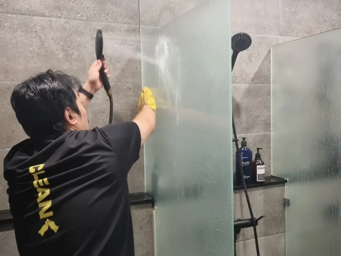 북구 신천동 건물 세면대·파우더룸 바닥 위생청소 사례 - 행진크린